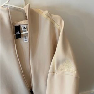 Adidas women’s sweatshirt